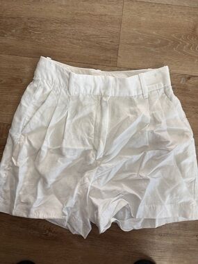 Aritzia Wilfred effortless pant short